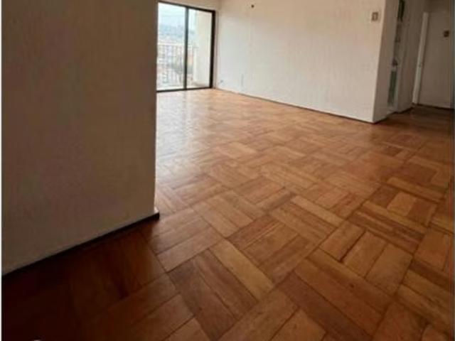 Departamento Amplio en Cerro Alegre 4D+2B | 4 dormitorios por 121250. 00 en Valparaíso