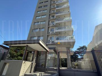 Departamento Alquiler 3 ambientes, con balcón, 1 cochera, Avenida Hipólito Yrigoyen 900 piso 6, Centro | Argenprop