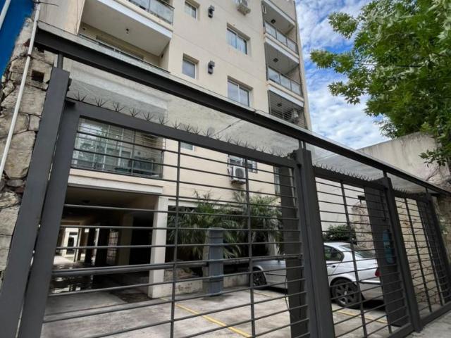 Departamento Alquiler 20 años 2 ambientes, Este, 1 cochera, Buenos Aires 600 piso 1, Castelar | Argenprop