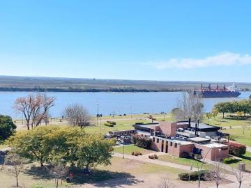 Departamento Alquiler 24 años 5 ambientes, 1 cochera, 132m2, Wheelwright 1900, Rosario | Argenprop