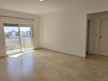 Departamento Alquiler 2 ambientes 20 años, 48m2, con balcón, Avenida Urquiza 4900, Caseros | Argenprop