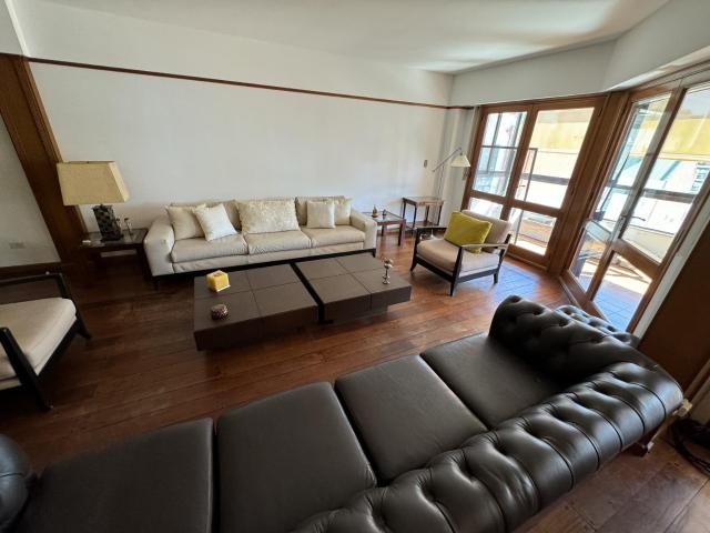 Departamento Alquiler 41 años 8 ambientes, 216m2, con balcón, 3 Febrero 53 Piso 8 Exclusivo, Martin | Argenprop