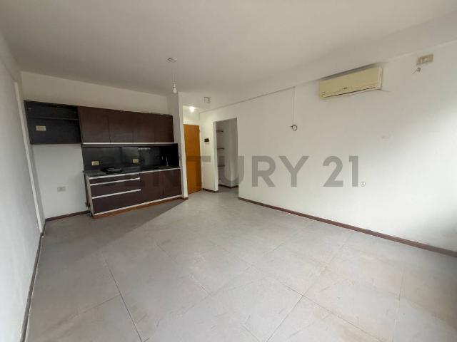 Departamento alquiler Champagnat USAL pilar