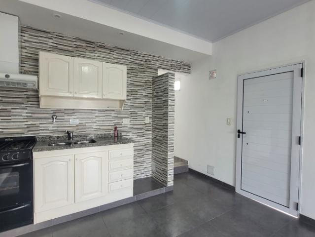 Departamento alquiler Ezpeleta Oeste
