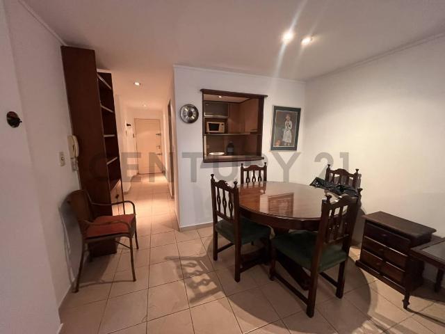 DEPARTAMENTO ALQUILER LA PLATA 1 DORMITORIO AMUEBLADO PATIO COCHERA