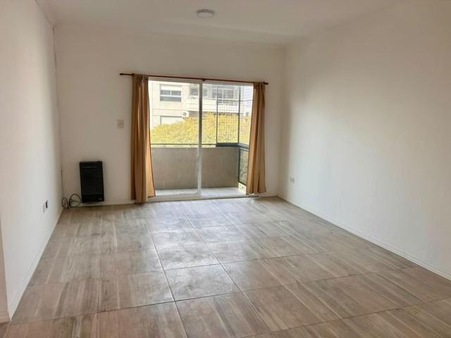 Departamento dos ambientes en alquiler en Caballito