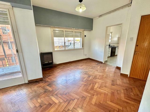 Departamento de 3 ambientes con 2 balcones en Inmomap