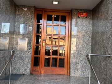 DEPARTAMENTO DE 3 AMBIENTES AMPLIO EXCELENTE UBICACION