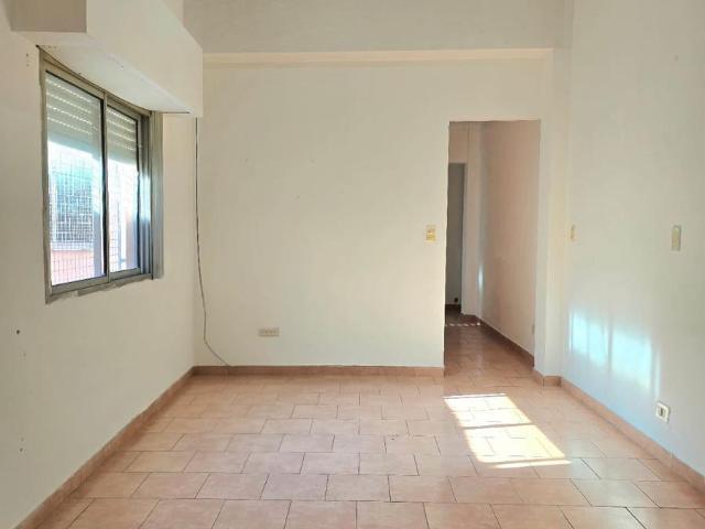 Departamento de 3 ambientes en alquiler Ballester lafayette 3580