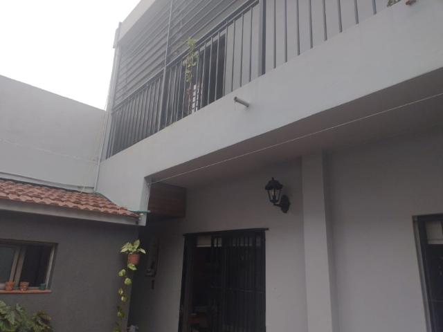 DEPARTAMENTO DE 3 AMBIENTES MUY BUEN ESTADO
