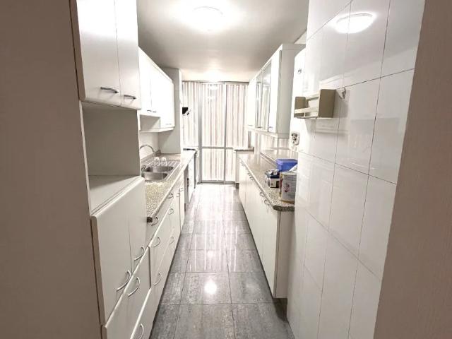 Departamento de 3 dorm y 3 baños, con terraza, est. y bodega