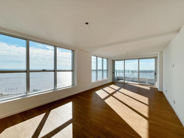 Departamento de 3 dormitorios con 3 ba?os, cochera y amenities en alquiler ? 160m?