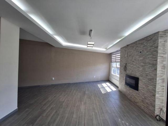 Departamento de 102 m² con 3 habitaciones en venta en Fuentes Brotantes