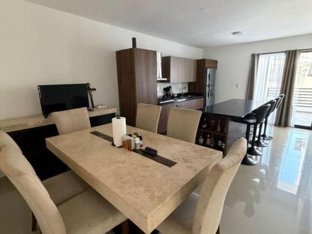 Departamento de 117 m² con 2 recámaras en venta, Fraccionamiento Alameda
