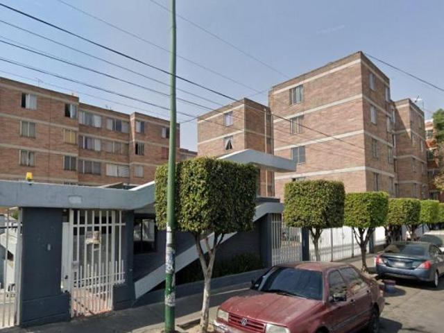 Departamento de 120 m² con 2 recámaras en venta en Agrícola Pantitlan, Remate Bancario