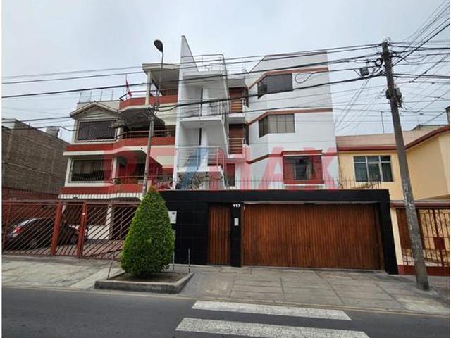 Departamento De 121.43 M² + Aires En Venta