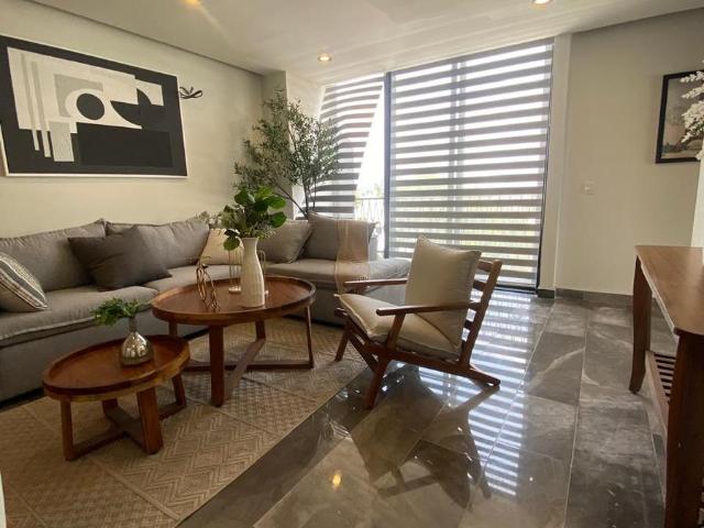 Departamento de 123 m2 en Ciudad Granja con 3 rec?m, 2 estacionam en $5?950,000