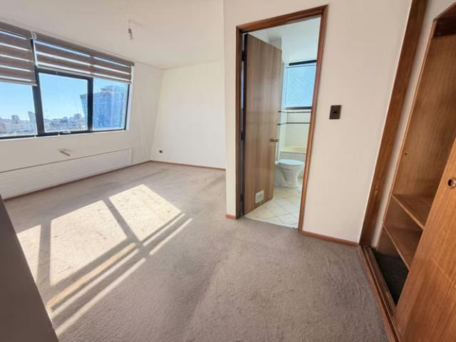 Departamento de 140 m² con Vista a Parque Ecuador | 5 dormitorios por 7990.00 en Chile