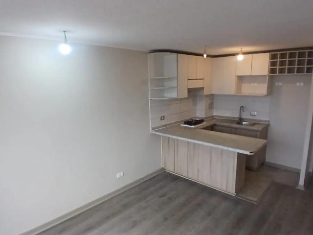 Departamento de 1 d/1 b+bodega, estacionamiento y ggcc