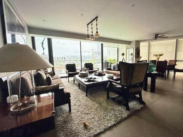 Departamento de 231 m² con 3 recámaras y terraza en venta en Lomas de Bezares