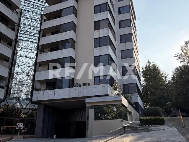 Departamento de 290 m² en tercer piso con amplios espacios y amenidades