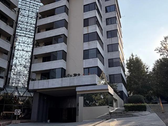 Departamento de 290 m² en tercer piso con amplios espacios y amenidades