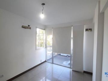 Departamento de 2 amb. con balcón solo uso profesional Sáenz Peña