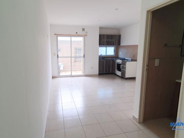Departamento de 2 ambientes con balcón alquiler en Saenz Peña