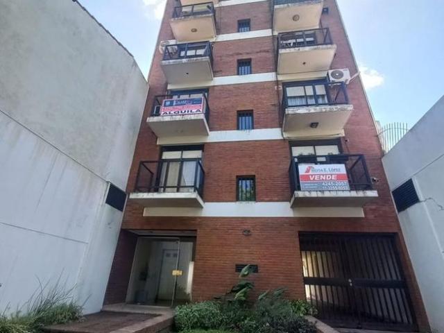 departamento de 2 ambientes con cochera en lomas de zamora este cerca de la estacion lomas de zamora