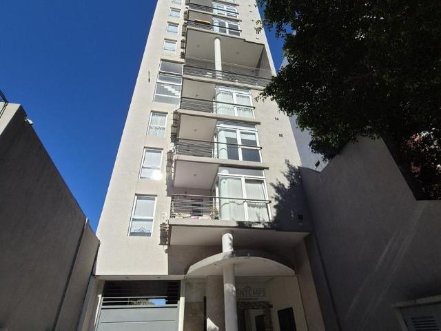 Departamento de 2 ambientes a estrenar Banfield Este