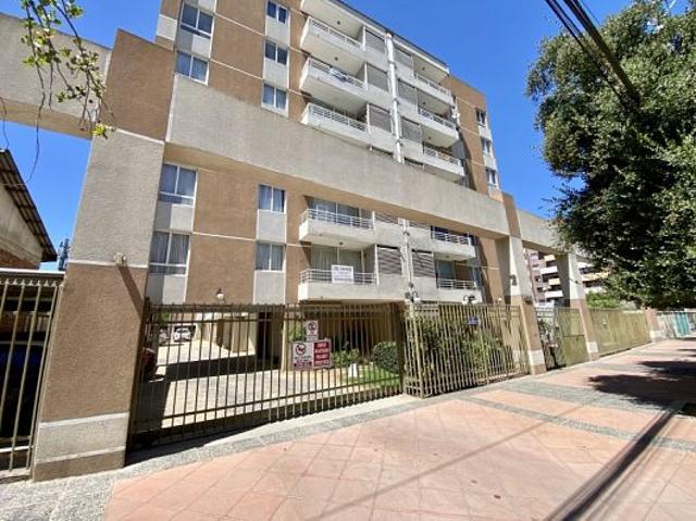 DEPARTAMENTO DE 2 DORMITORIOS 1 BAÑO EN EDIF PLAZA LAS HERAS