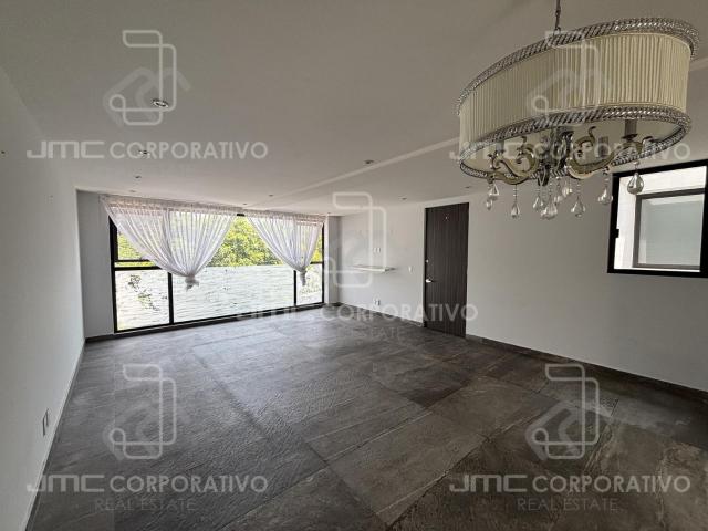 Departamento de 2 niveles en renta, Av. de las Fuentes, Lomas de Tecamachalco