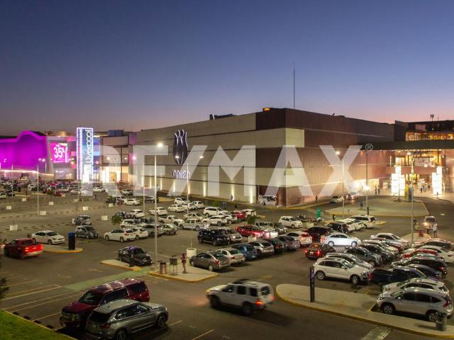 Departamento de 2 Niveles en Venta Jurica Distrito Antea Queretaro