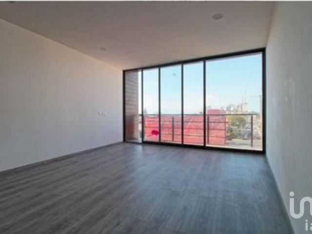 Departamento de 3 niveles y roof garden en La Paz