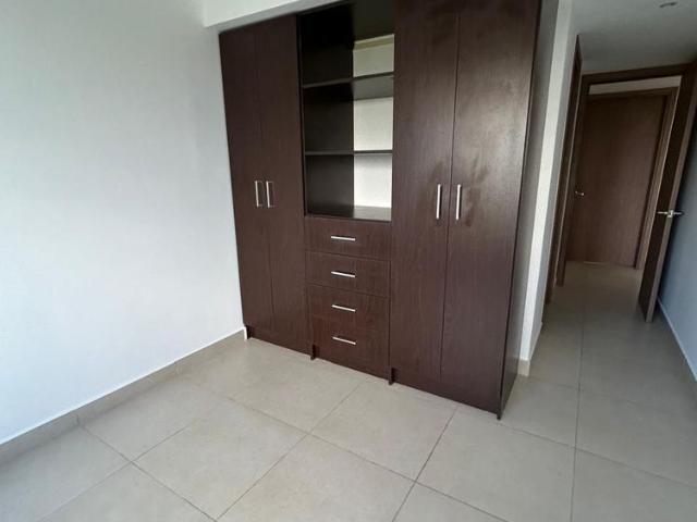 Departamento de 2 recámaras, equipado, en Vía Montejo