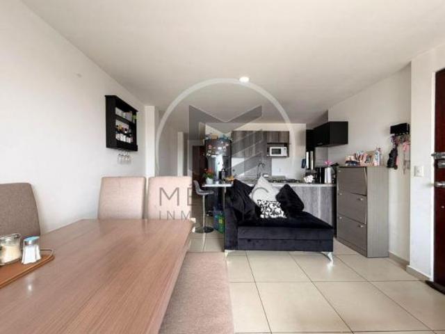 Departamento de 63m2. en venta en Av. Congreso de la Unión con balcón y cajón fijo
