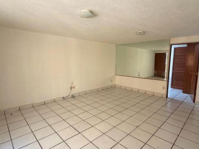 Departamento de 65 m² con 2 recámaras en venta en San Clemente Norte