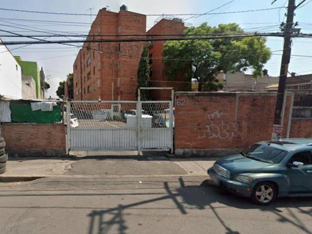 Departamento de 80 m² con 2 recámaras en venta en Iztapalapa, REMATE BANCARIO¡