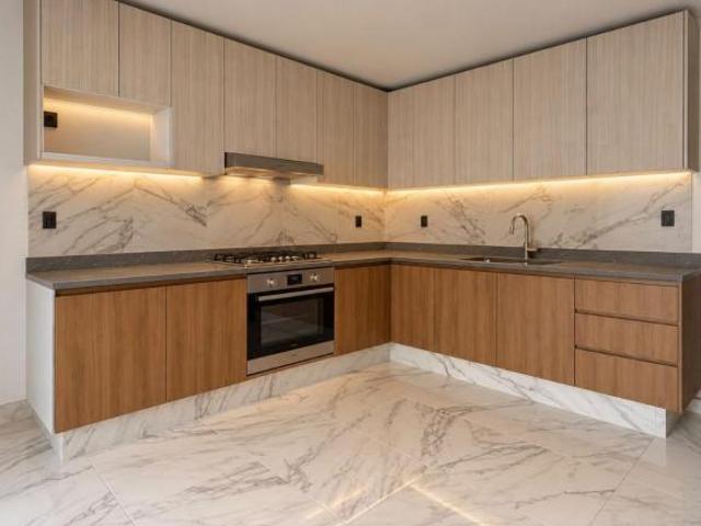 Departamento de 80m con 2 recámaras y balcón en venta en Santa Cruz Atoyac