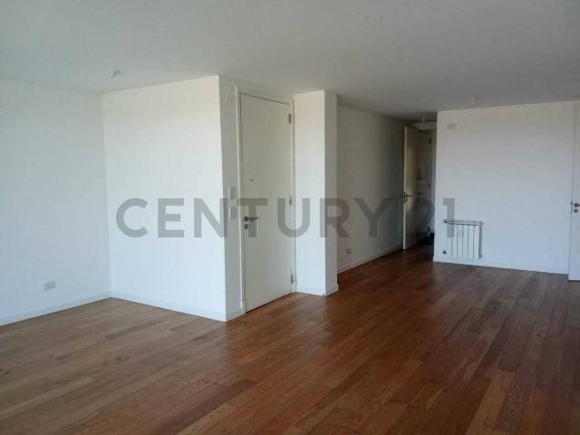 Departamento de CATEGORIA de 160 M2 y 2 DORMITORIOS + HABITACION DE SERVICIO en Complejo VISTALBA