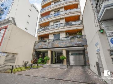 Departamento de categoria de 2 ambientes con cochera, SUM y seguridad