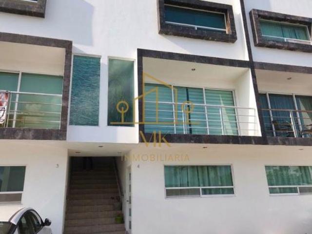 DEPARTAMENTO DE DOS NIVELES EN VENTA EN EL MIRADOR