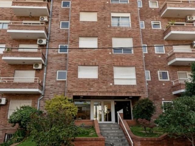 Departamento de dos dormitorios en zona centro