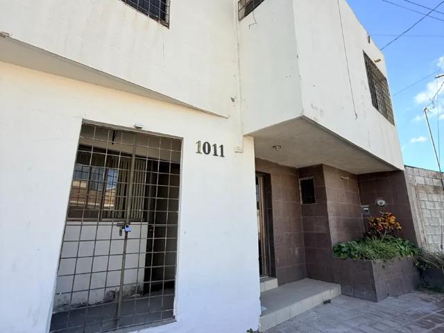 Departamento de dos plantas en renta en Campestre La Rosita cerca a Diagonal las fuentes