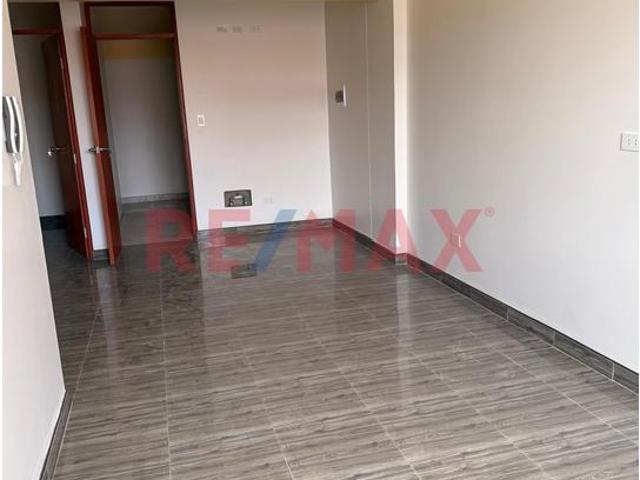 Departamento De Estreno En Torre Con Ascensor