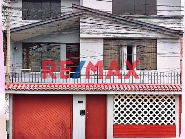 Departamento De Estreno En Alquiler, Frente A Parque