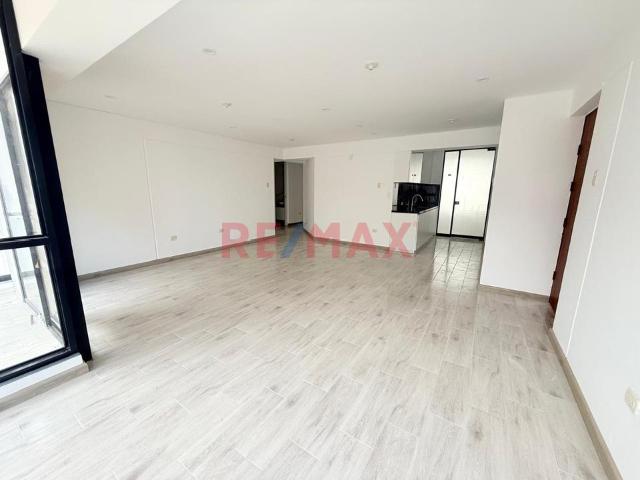 Departamento De Estreno En Cuarto Piso En Urb. Bello Monte