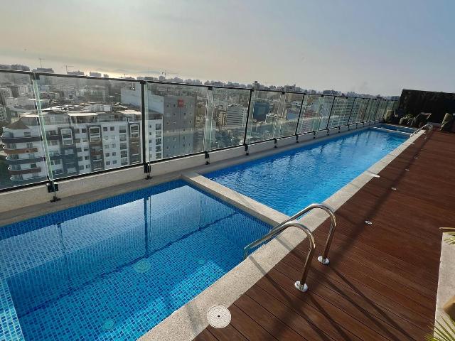 Departamento de estreno en Miraflores con cochera y vista externa – US$800