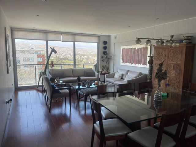 DEPARTAMENTO DE LUJO URB LA CHACRITA CAYMA