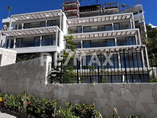 Departamento de lujo en venta, Puerto Vallarta | RAV OP268